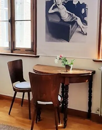 Apartment Independant Dans Maison-atelier Beauquesne