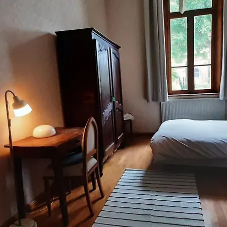 Apartment Independant Dans Maison-atelier Beauquesne